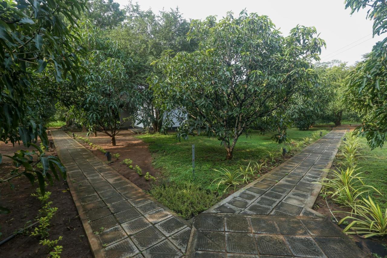 Subaseth Villa Anuradhapura Bagian luar foto