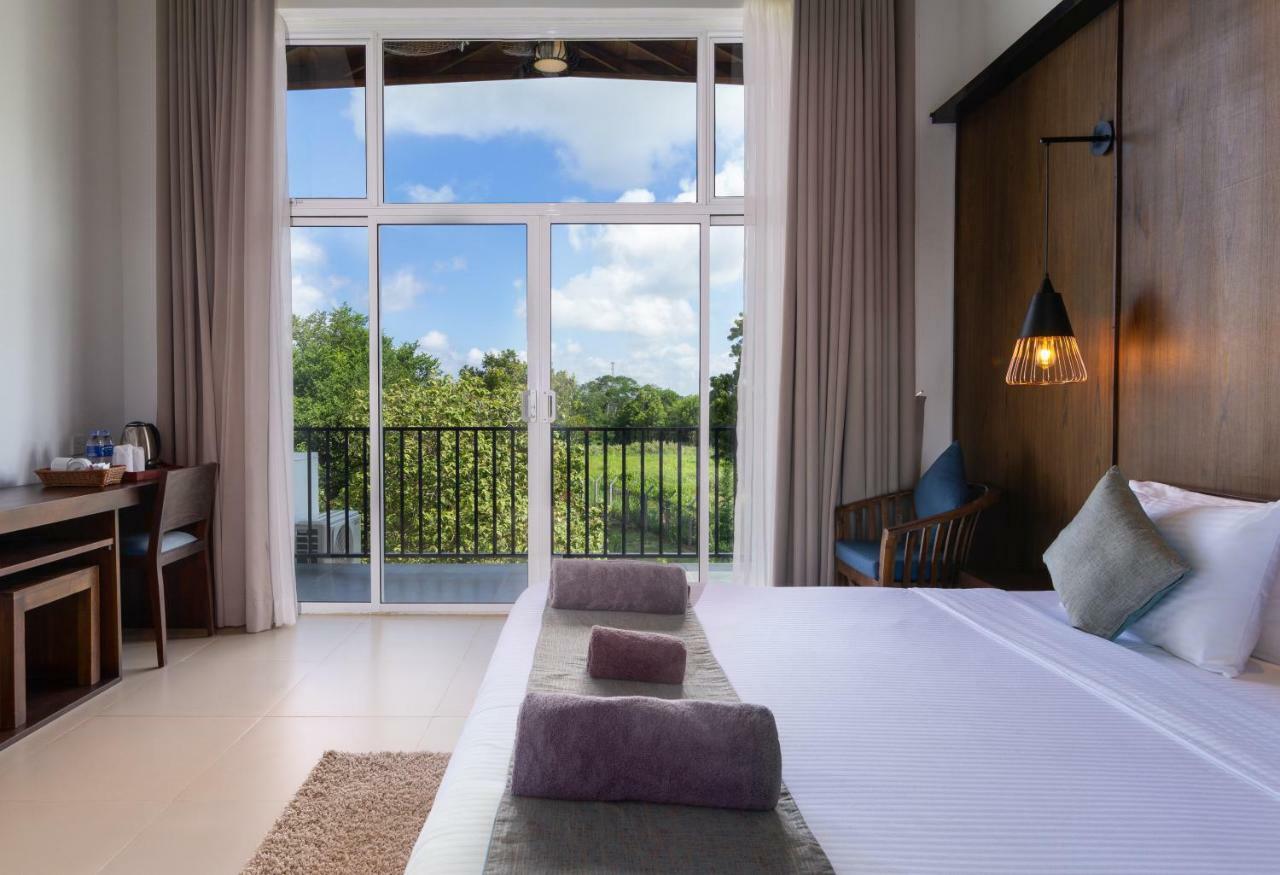 Subaseth Villa Anuradhapura Bagian luar foto