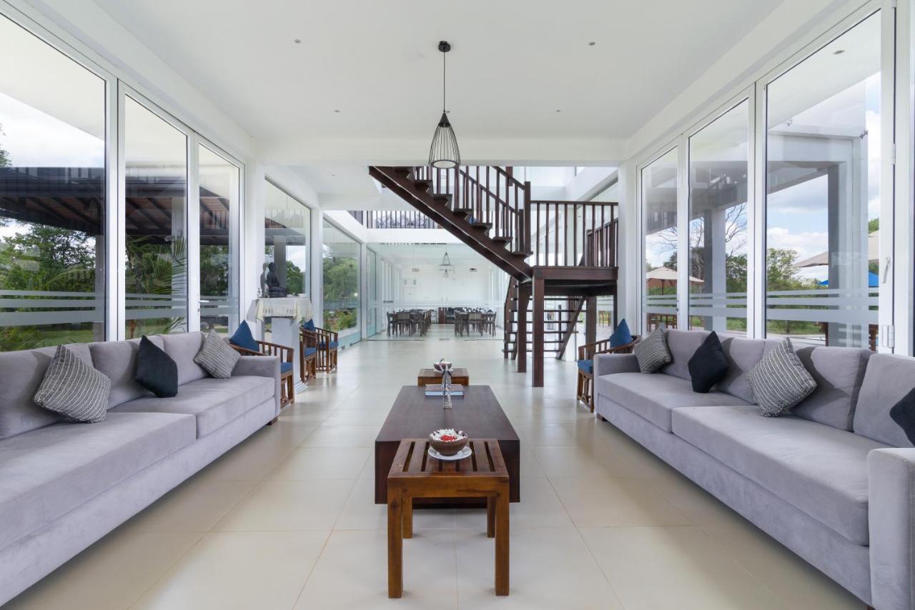 Subaseth Villa Anuradhapura Bagian luar foto